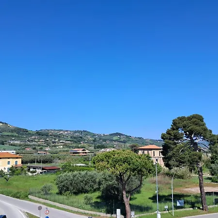 Cristallo Villa Rosa Di Martinsicuro